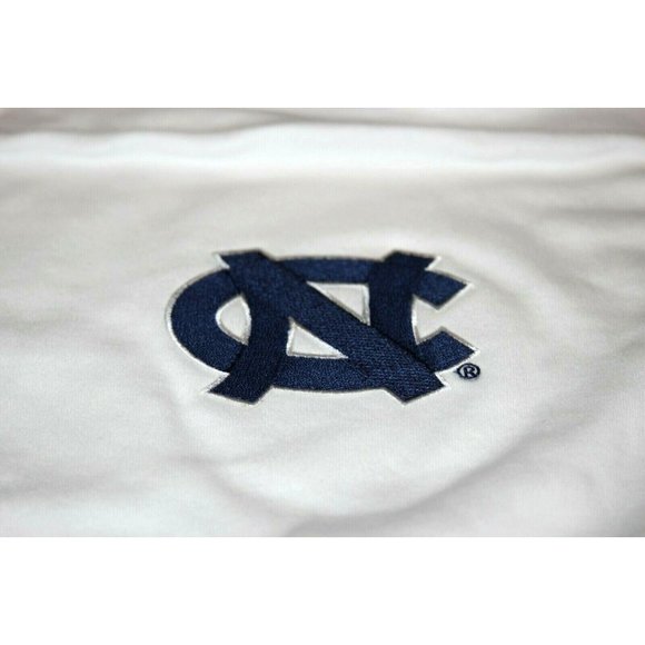 North Carolina Tar Heels Officially Licensed Embroidered Knit Baby Bib NIP - Picture 2 of 5